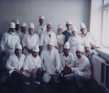 Susan Briggs with the USA burn team in Russia, 1989