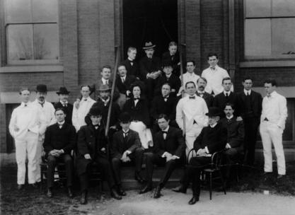 Dorothy Reed Mendenhall with colleagues at Brooklyn Naval Hospital, 1898