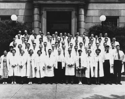 Caroline Bedell Thomas with the Johns Hopkins University School of Medicine class of 1951 