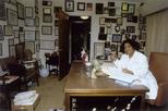 Edith Irby Jones in her office in Houston, 1986